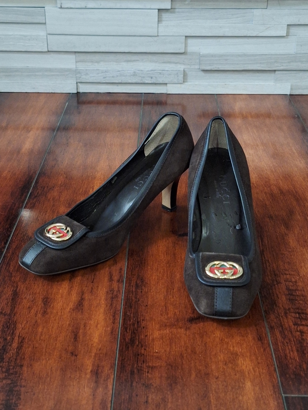 Vintage Gucci Brown Suede Heels Gg Logo Web Stripe Pumps Size Eu 37.5 / Us 7.5